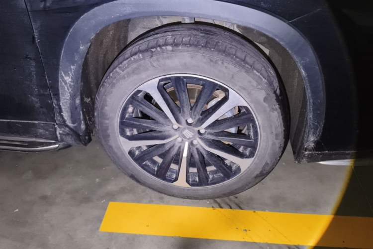 Used Toyota Crown Kluger 2023 2.5L HEV Four-Wheel Drive Prestige Edition Right Front Wheel Hub
