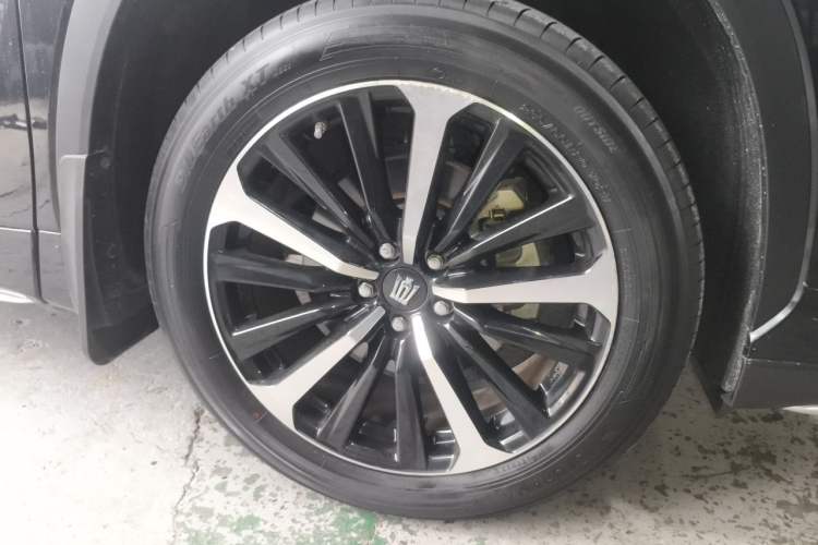Used Toyota Crown Kluger 2023 2.5L HEV Four-Wheel Drive Prestige Edition Right Front Wheel Hub