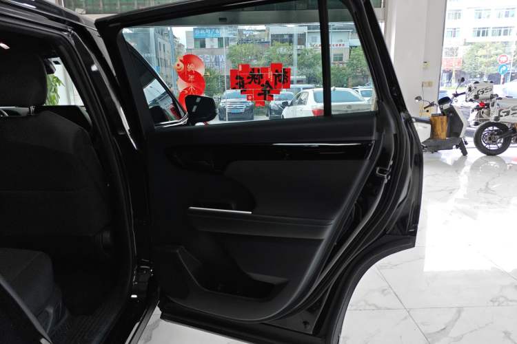 Used Toyota Crown Kluger 2023 2.5L HEV Two-Wheel Drive Entry Version (5 Seats) Right Rear Door Interior