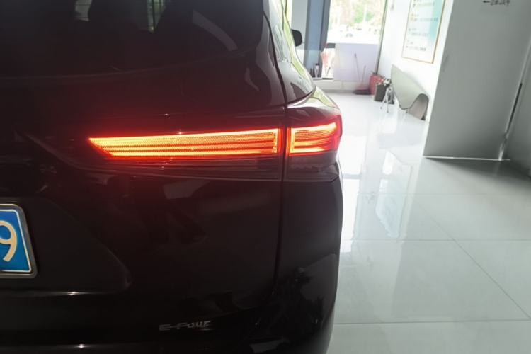 Used Toyota Crown Kluger 2023 2.5L HEV Four-Wheel Drive Prestige Edition Right Rear Taillight