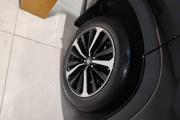 Used Toyota Crown Kluger 2023 2.5L HEV Four-Wheel Drive Prestige Edition Right Rear Wheel Hub