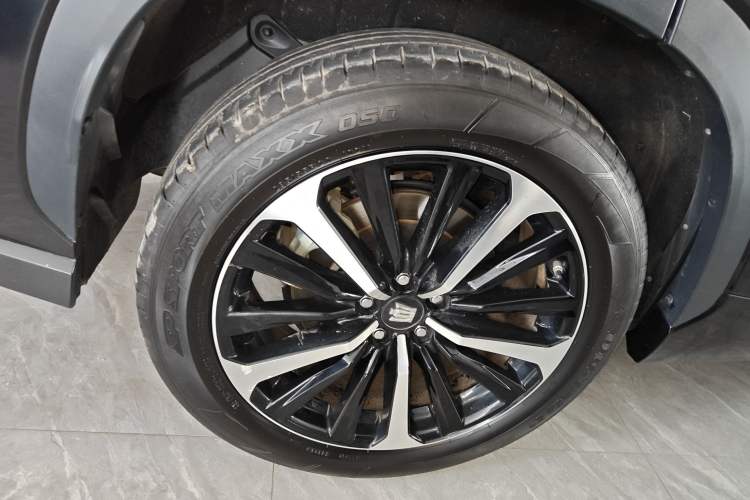 Used Toyota Crown Kluger 2023 2.5L HEV Four-Wheel Drive Prestige Edition Right Rear Wheel Hub