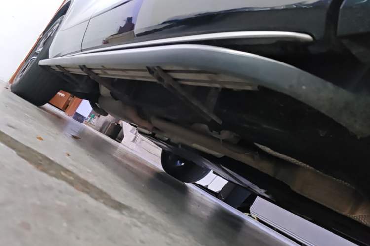 Used Toyota Crown Kluger 2023 2.5L HEV Four-Wheel Drive Luxury Edition Right Side Sill