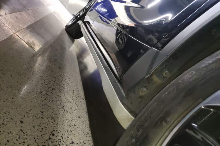 Used Toyota Crown Kluger 2023 2.5L HEV Four-Wheel Drive Prestige Edition Right Side Sill