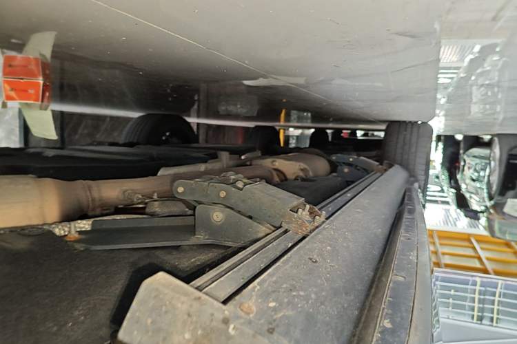 Used Toyota Crown Kluger 2023 2.5L HEV Four-Wheel Drive Luxury Edition Right Side Sill