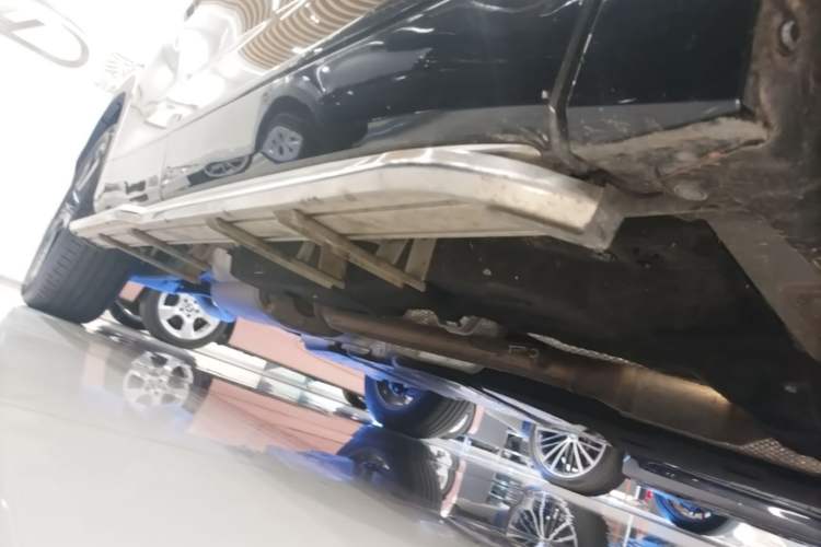 Used Toyota Crown Kluger 2023 2.5L HEV Four-Wheel Drive Luxury Edition Right Side Sill