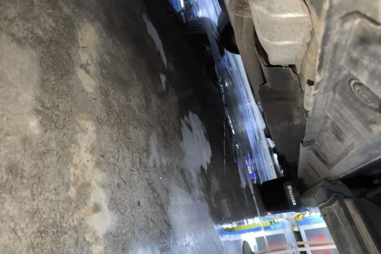 Used Toyota Crown Kluger 2023 2.5L HEV Four-Wheel Drive Flagship Edition Right Side Sill