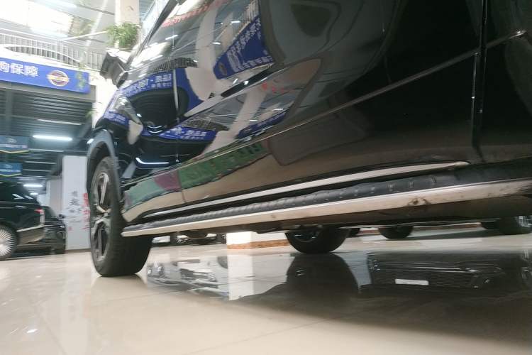 Used Toyota Crown Kluger 2023 2.5L HEV Four-Wheel Drive Luxury Edition Right Side Sill