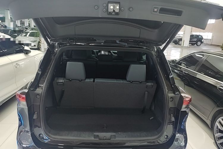 Used Toyota Crown Kluger 2023 2.5L HEV Four-Wheel Drive Luxury Edition Trunk