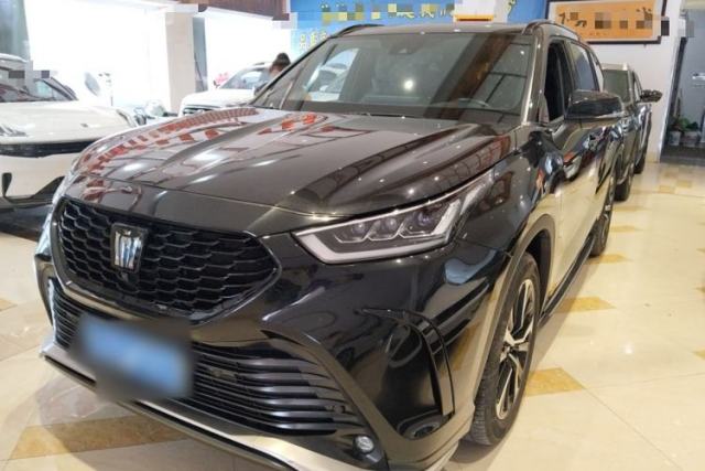 Ojetý Toyota Crown Kluger 2023 2.5L HEV Four-Wheel Drive Prestige Edition