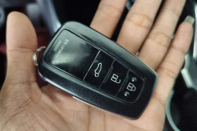 Used Toyota Crown Kluger 2023 2.5L HEV Four-Wheel Drive Prestige Edition Vehicle Key
