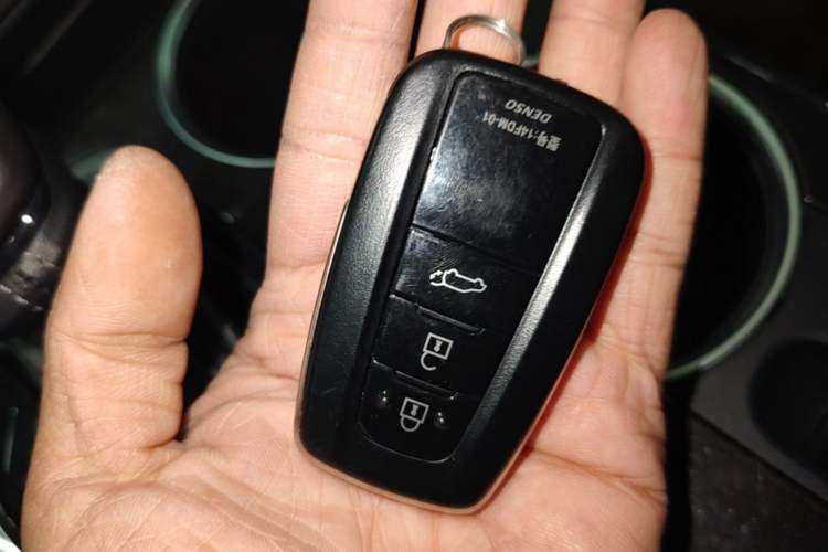 Used Toyota Crown Kluger 2023 2.5L HEV Four-Wheel Drive Prestige Edition Vehicle Key
