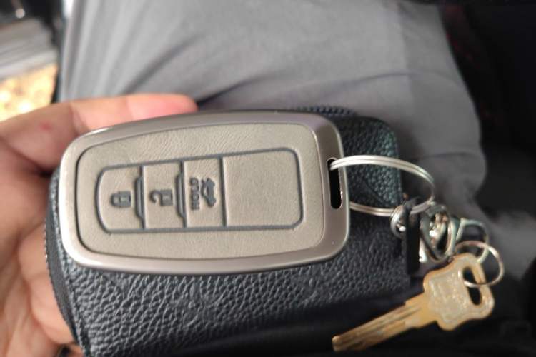 Used Toyota Crown Kluger 2023 2.5L HEV Four-Wheel Drive Prestige Edition Vehicle Key