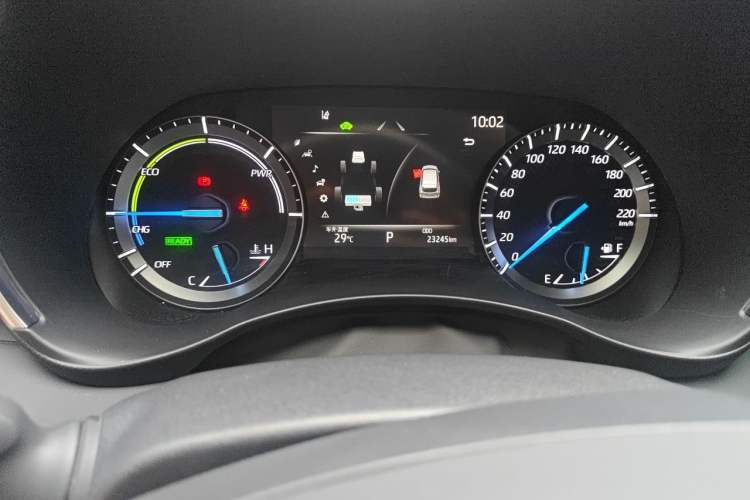 Used Toyota Crown Kluger 2023 2.5L HEV Four-Wheel Drive Luxury Edition Odometer Close Up