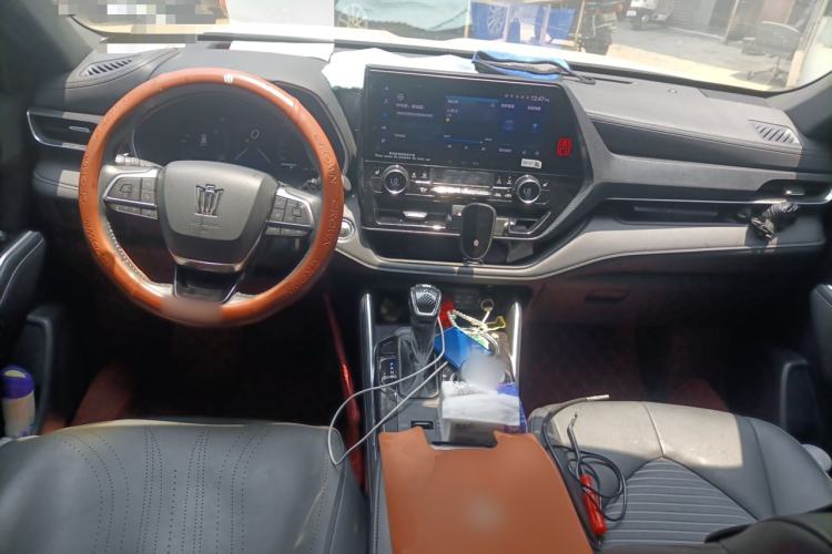 Used Toyota Crown Kluger 2023 2.5L HEV Four-Wheel Drive Prestige Edition Center Console