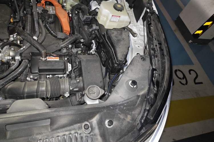 Used Toyota Crown Kluger 2023 2.5L HEV Four-Wheel Drive Luxury Edition Engine Bay Left