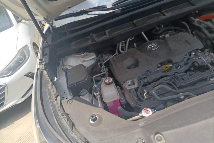 Used Toyota Crown Kluger 2023 2.5L HEV Four-Wheel Drive Prestige Edition Engine Bay Right