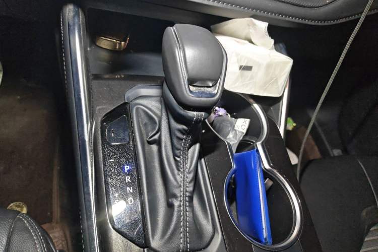 Used Toyota Crown Kluger 2023 2.5L HEV Four-Wheel Drive Luxury Edition Gear Lever