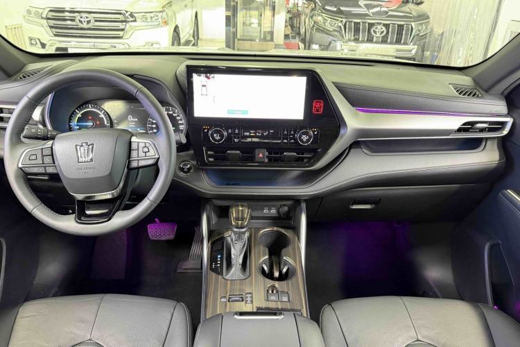 Used Toyota Crown Kluger 2023 2.5L HEV Four-Wheel Drive Luxury Edition Interior 1