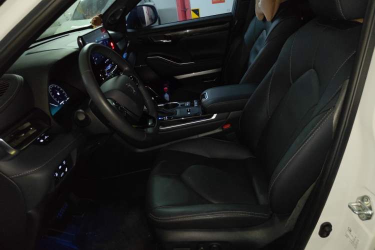 Used Toyota Crown Kluger 2023 2.5L HEV Four-Wheel Drive Flagship Edition Left Front Seat
