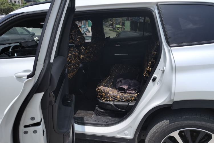 Used Toyota Crown Kluger 2023 2.5L HEV Four-Wheel Drive Prestige Edition Left Rear Seat