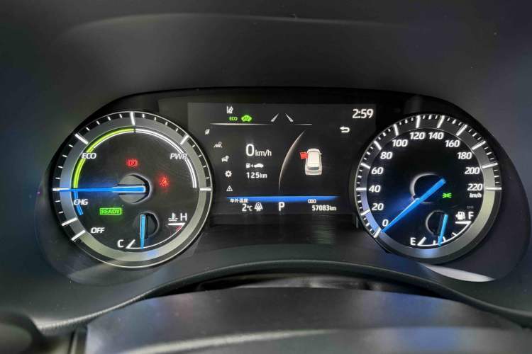Used Toyota Crown Kluger 2023 2.5L HEV Four-Wheel Drive Luxury Edition Odometer Close Up
