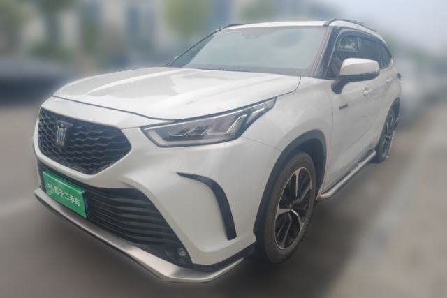 Toyota Crown Kluger 2023 2.5L HEV Four-Wheel Drive Prestige Edition مستعملة