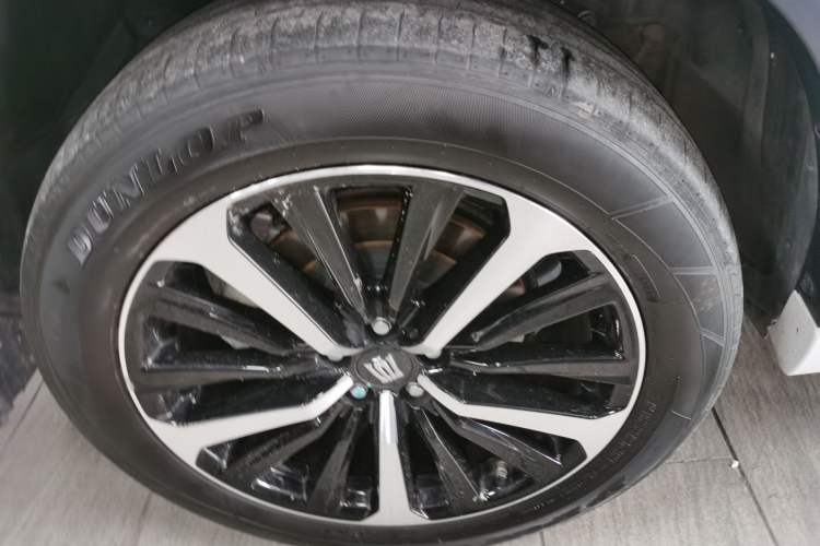 Used Toyota Crown Kluger 2023 2.5L HEV Four-Wheel Drive Luxury Edition Right Rear Wheel Hub