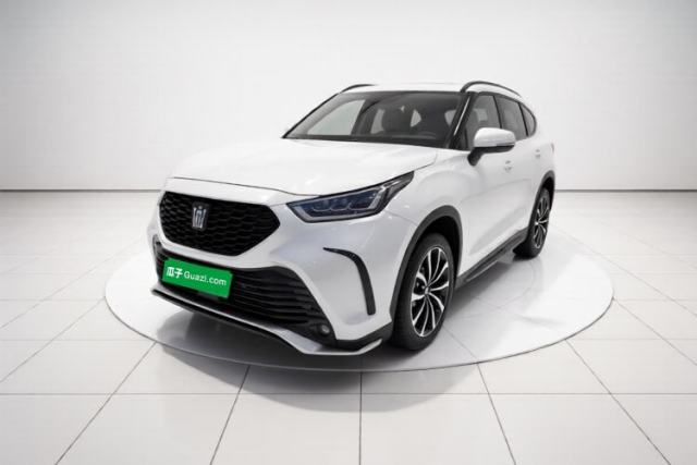 Ojetý Toyota Crown Kluger 2023 2.5L HEV Four-Wheel Drive Prestige Edition