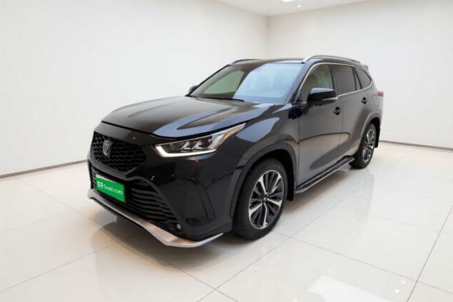 Ojetý Toyota Crown Kluger 2024 2.5L HEV Four-Wheel Drive Luxury Edition
