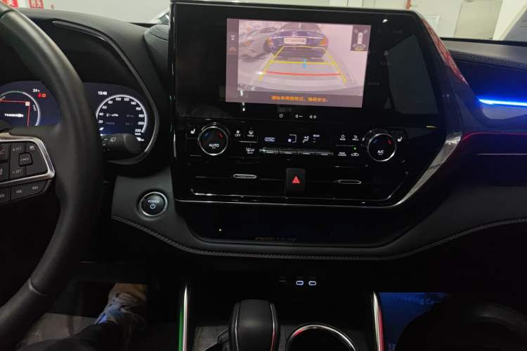 Used Toyota Crown Kluger 2024 2.5L HEV Four-Wheel Drive Premium Edition Audio And AC Panel