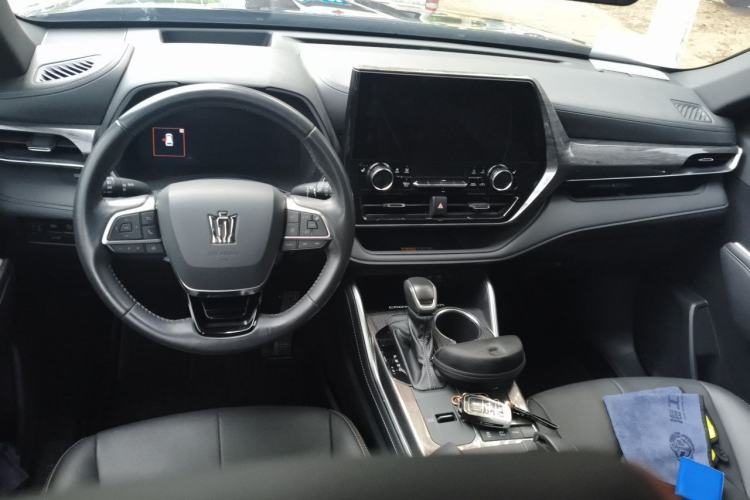 Used Toyota Crown Kluger 2024 2.5L HEV Four-Wheel Drive Premium Edition Center Console