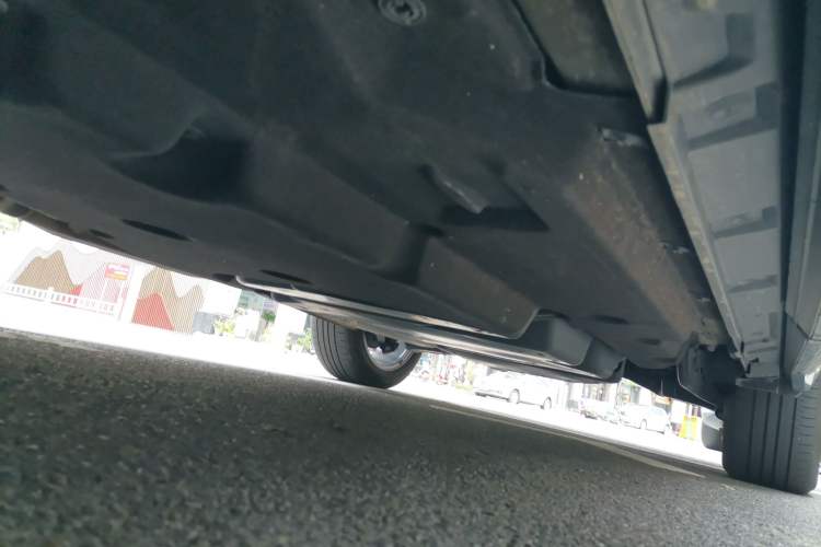 Used Toyota Crown Kluger 2024 2.5L HEV Four-Wheel Drive Premium Edition Chassis Front Left