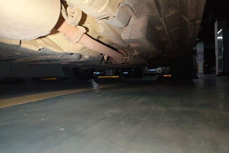 Used Toyota Crown Kluger 2024 2.5L HEV Four-Wheel Drive Luxury Edition Chassis Rear Right