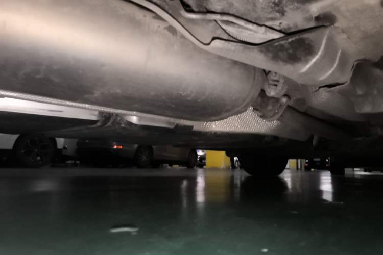Used Toyota Crown Kluger 2024 2.5L HEV Four-Wheel Drive Luxury Edition Chassis Rear Right