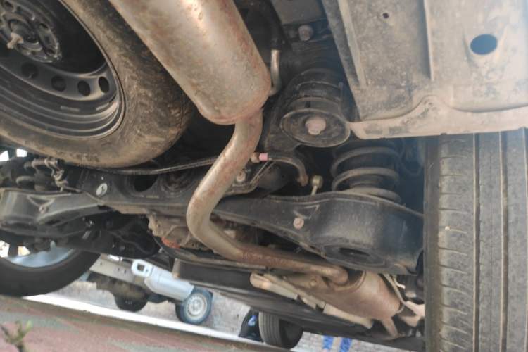 Used Toyota Crown Kluger 2024 2.5L HEV Four-Wheel Drive Premium Edition Chassis Rear Right