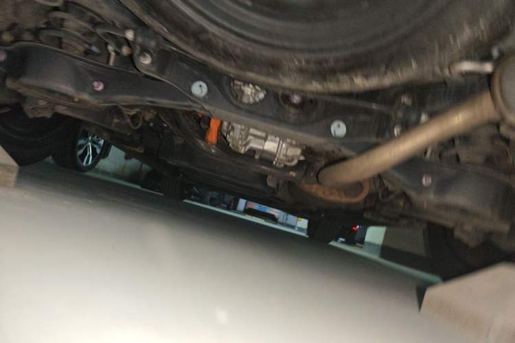 Used Toyota Crown Kluger 2024 2.5L HEV Four-Wheel Drive Premium Edition Chassis Rear