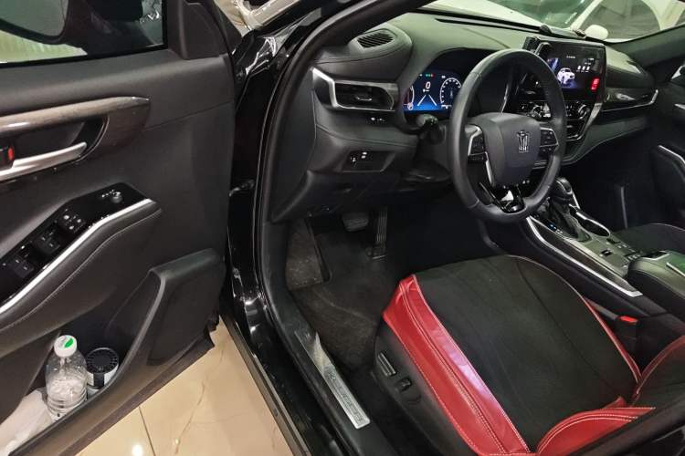 Used Toyota Crown Kluger 2024 2.5L HEV Four-Wheel Drive Luxury Edition Driver Seat