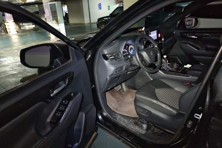 Used Toyota Crown Kluger 2024 2.5L HEV Four-Wheel Drive Luxury Edition Driver Seat