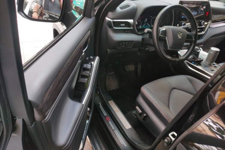 Used Toyota Crown Kluger 2024 2.5L HEV Four-Wheel Drive Premium Edition Driver Seat