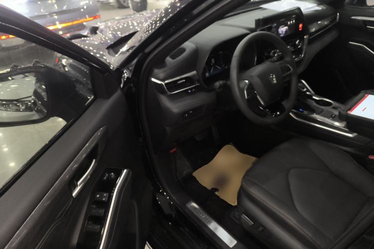Used Toyota Crown Kluger 2024 2.5L HEV Four-Wheel Drive Luxury Edition Driver Seat