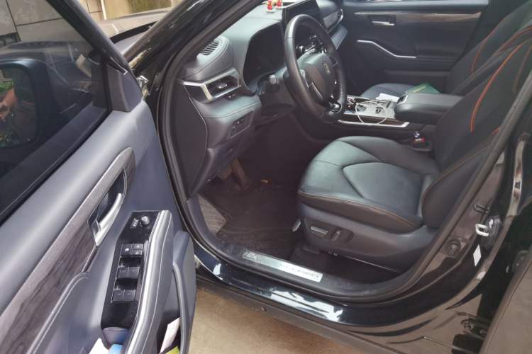 Used Toyota Crown Kluger 2024 2.5L HEV Four-Wheel Drive Luxury Edition Driver Seat