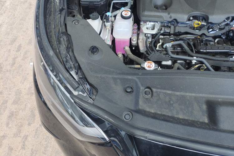 Used Toyota Crown Kluger 2024 2.5L HEV Four-Wheel Drive Luxury Edition Engine Bay Right