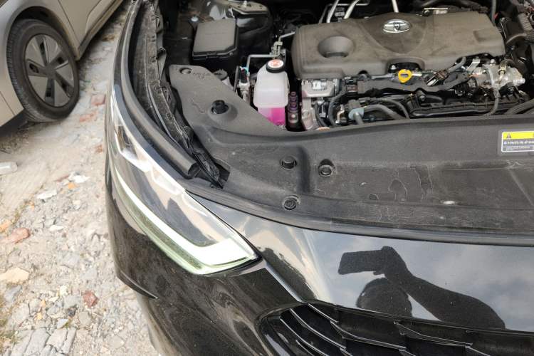 Used Toyota Crown Kluger 2024 2.5L HEV Four-Wheel Drive Premium Edition Engine Bay Right