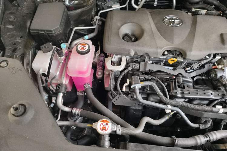 Used Toyota Crown Kluger 2024 2.5L HEV Four-Wheel Drive Premium Edition Engine Bay Right