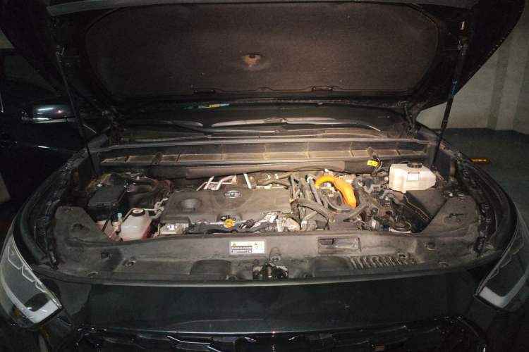 Used Toyota Crown Kluger 2024 2.5L HEV Four-Wheel Drive Premium Edition Engine Bay