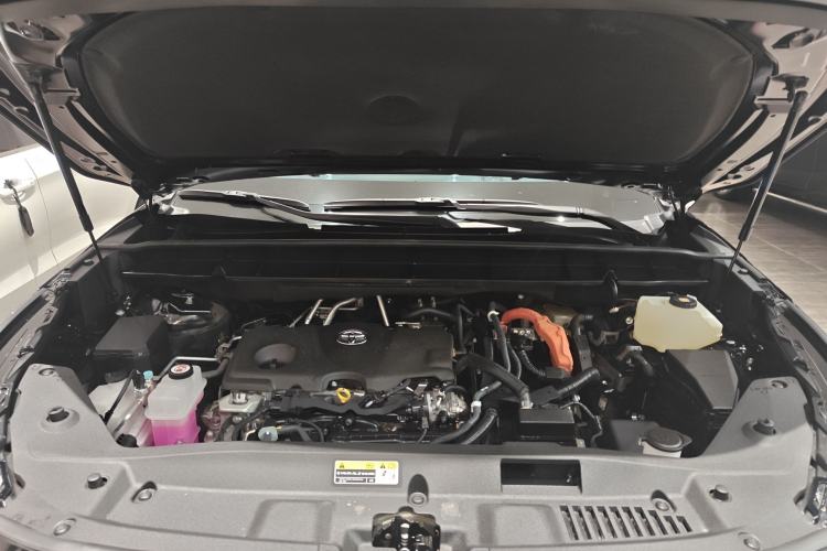 Used Toyota Crown Kluger 2024 2.5L HEV Four-Wheel Drive Premium Edition Engine Bay
