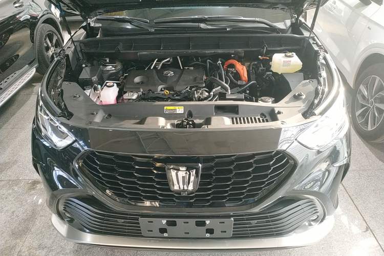 Used Toyota Crown Kluger 2024 2.5L HEV Four-Wheel Drive Premium Edition Engine Bay