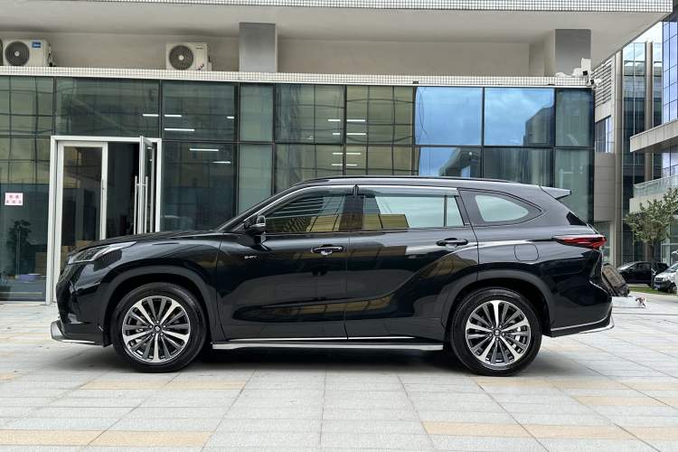 Used Toyota Crown Kluger 2024 2.5L HEV Two-Wheel Drive Luxury Edition Exterior 10