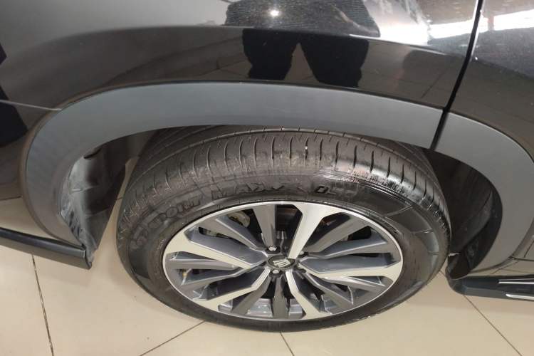 Used Toyota Crown Kluger 2024 2.5L HEV Four-Wheel Drive Premium Edition Exterior 3